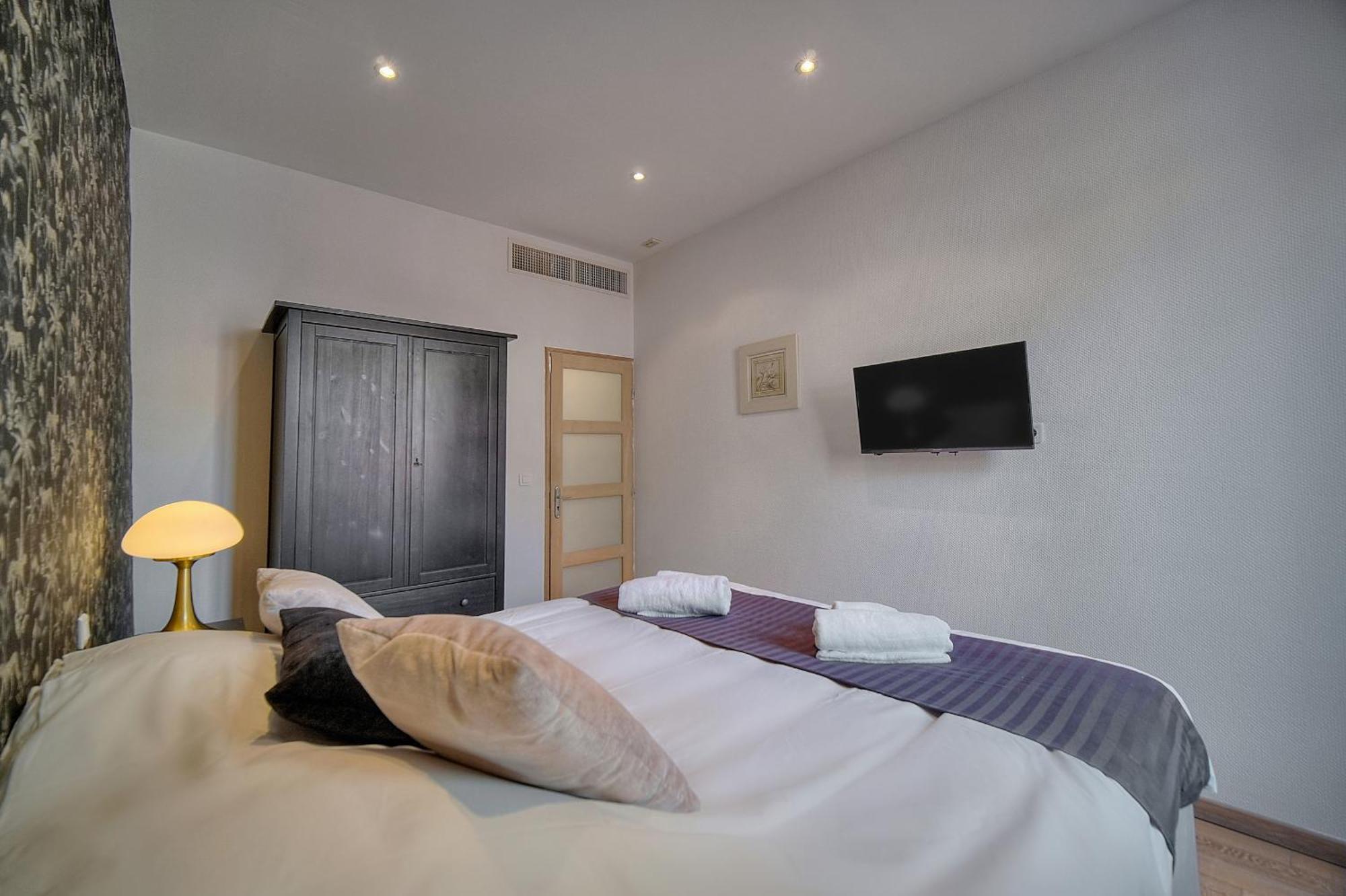Moderne 3 Pieces Idealement Situe Centre De Cannes L! A2B22 Esterno foto